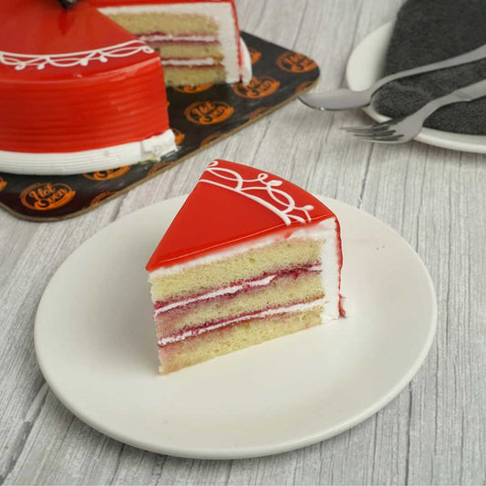 Strawberry Gateau Thekkekara's Hot Oven Bakers